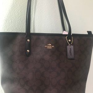 Coach tote